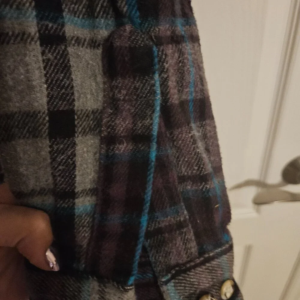 Flannel Jacket - Picture 8 of 10